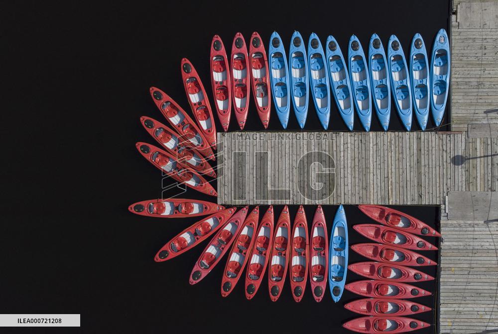 Kayaks Rental Closed Due To Covid Restrictions - Ottawa