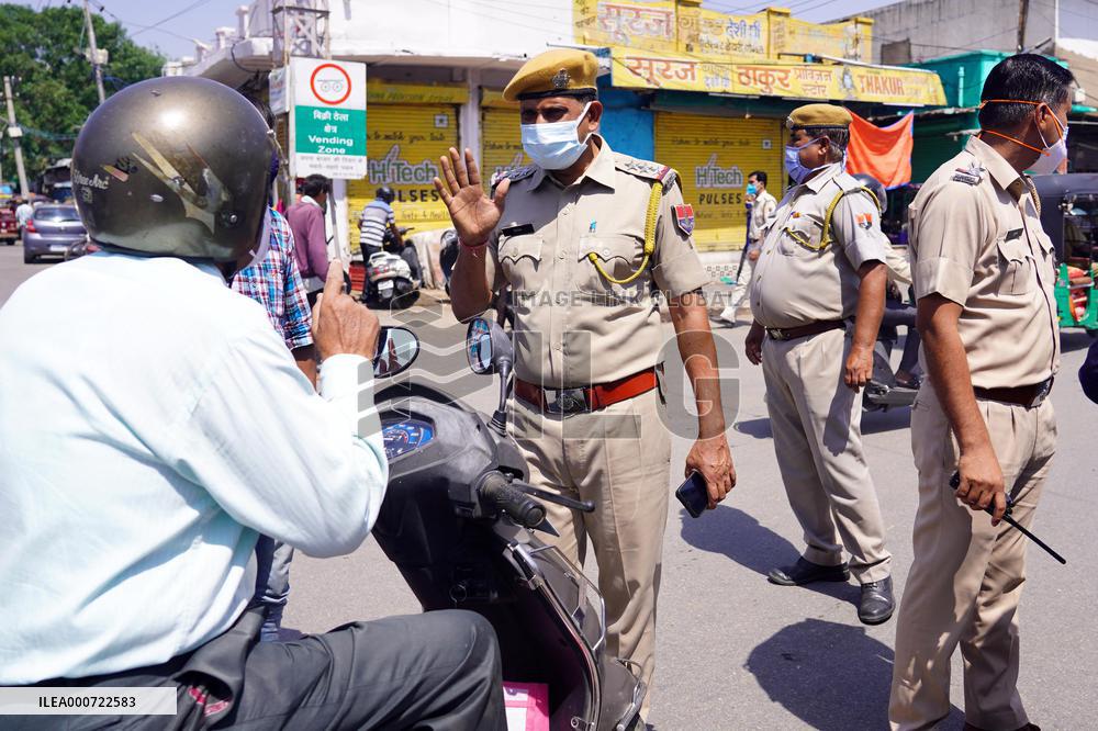 Police Check Point During A Lockdown - Rajasthan