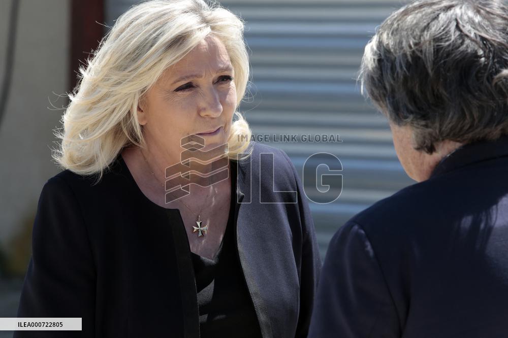 Marine Le Pen Campaigns - Nimes