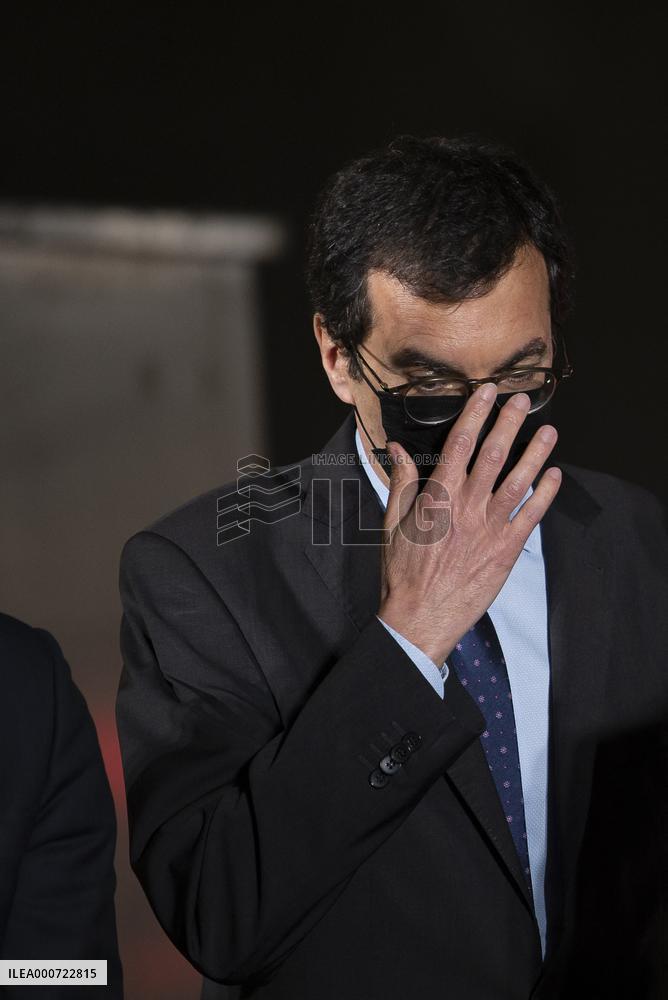 PM Castex Inaugurates A Night Train - Paris