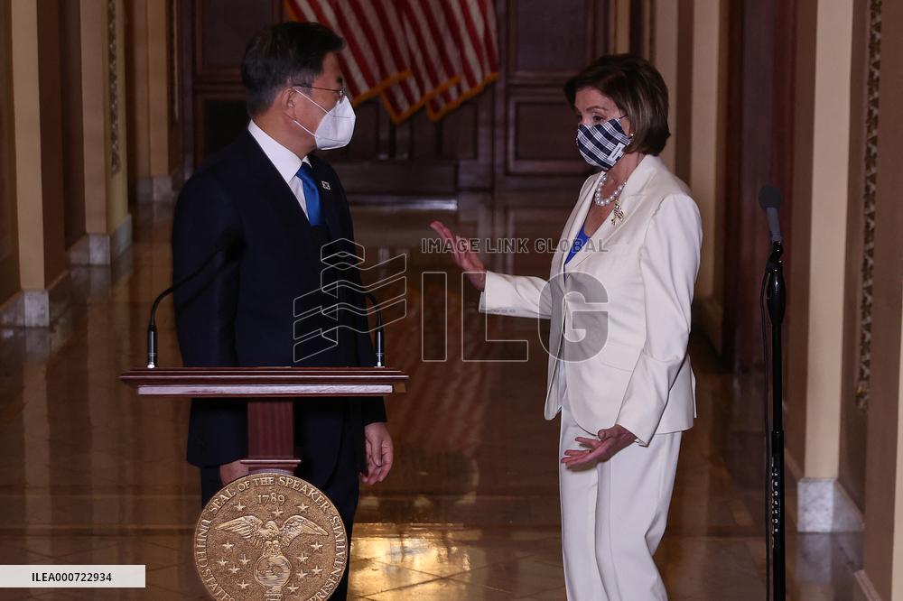 Moon And Pelosi Press Conference - Washington