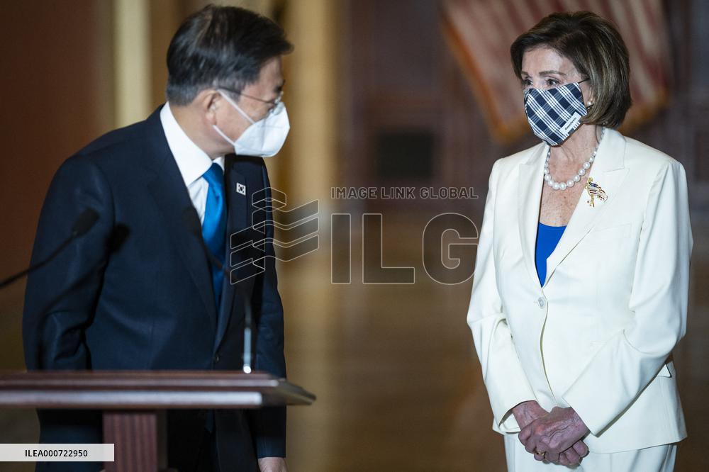 Moon And Pelosi Press Conference - Washington