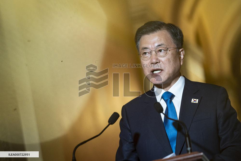 Moon And Pelosi Press Conference - Washington