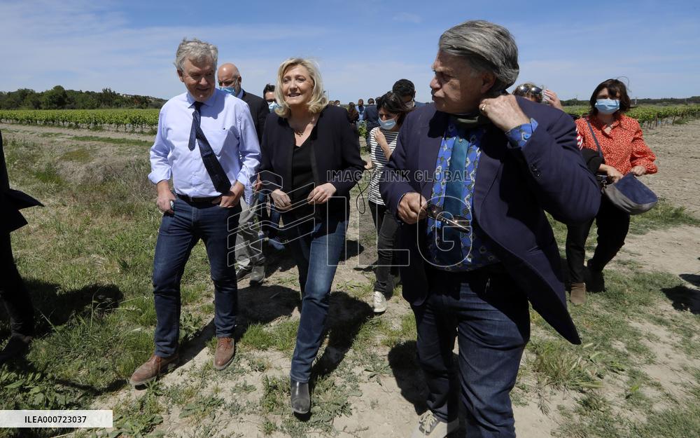 Marine Le Pen Campaigns - Nimes