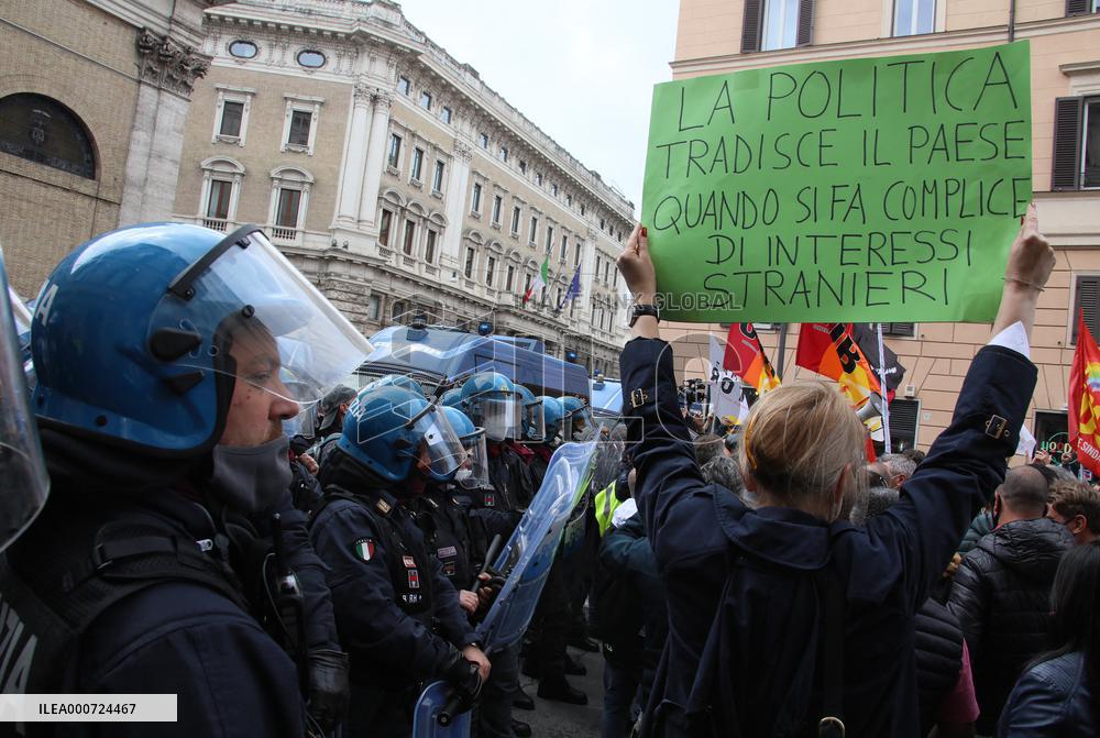 Alitalia Employees Demonstration - Rome