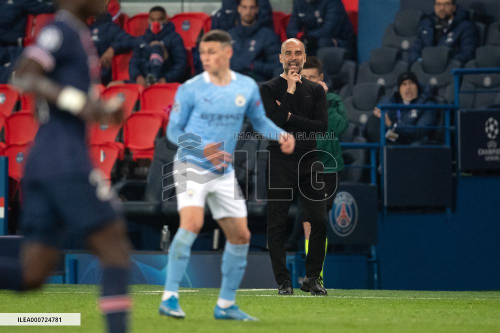 Paris Saint-Germain v Manchester City - UEFA Champions League Semi Final: Leg One.