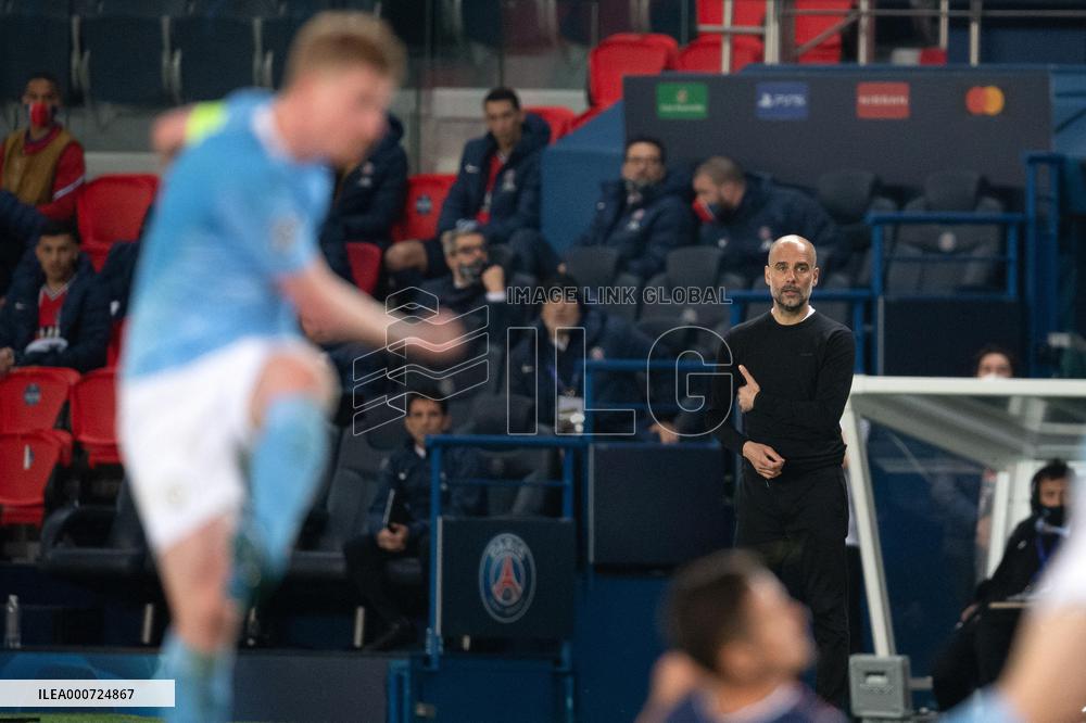 Paris Saint-Germain v Manchester City - UEFA Champions League Semi Final: Leg One.