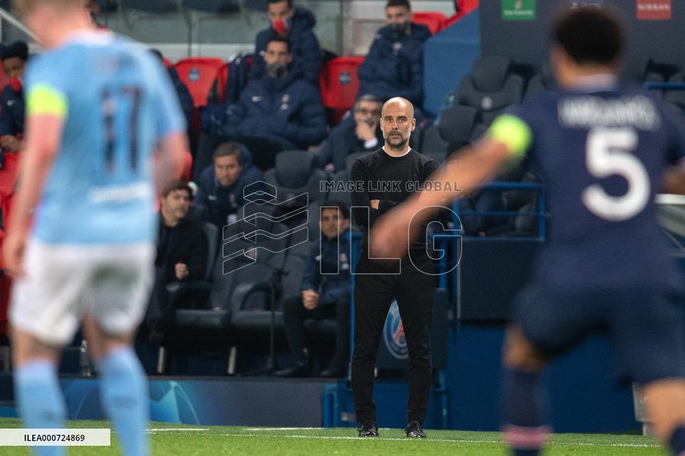 Paris Saint-Germain v Manchester City - UEFA Champions League Semi Final: Leg One.