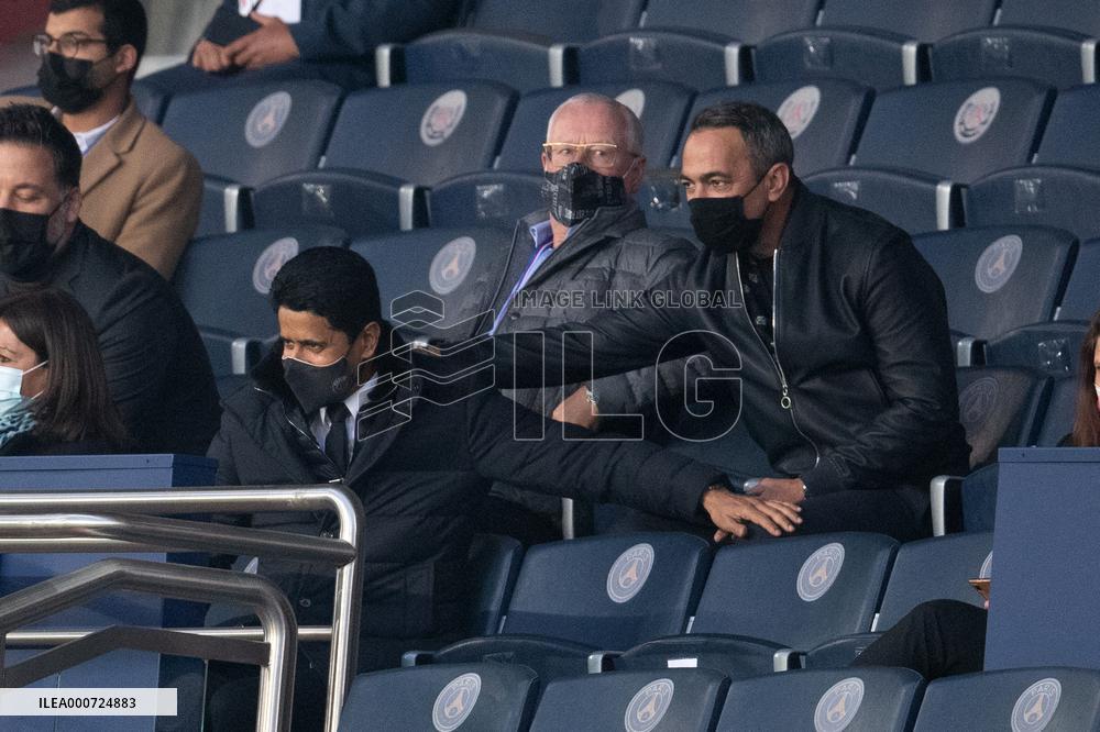 Paris Saint-Germain v Manchester City - UEFA Champions League Semi Final - Leg One