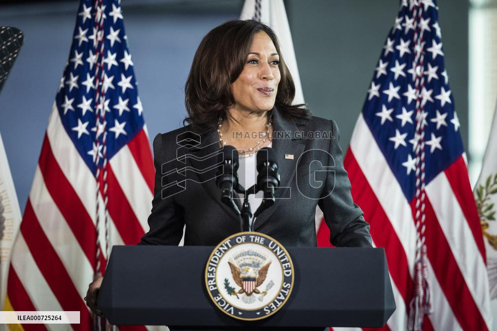VP Harris visits vaccination site in Baltimore