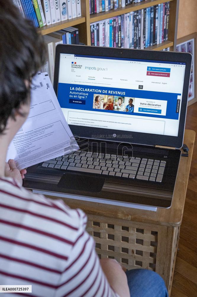 Online Tax Declaration - France
