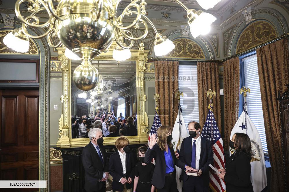 ★Vice President Harris Swears In Samantha Power As Administrator of the United States Agency for International Development (USA