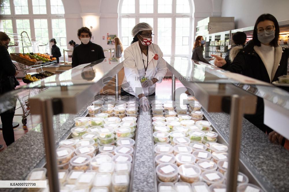 CROUS Restaurant For Students - Paris