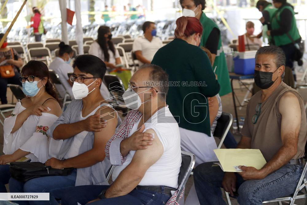 Begins Mass Vaccination Of Sputnik V To Persons Of 50-59 Years Old - Mexico
