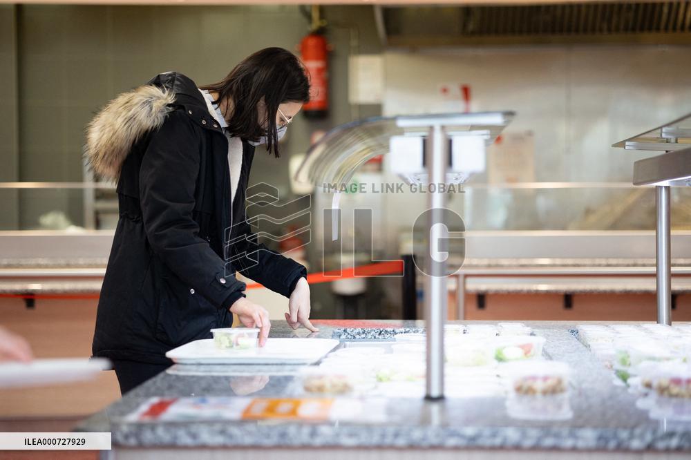 CROUS Restaurant For Students - Paris
