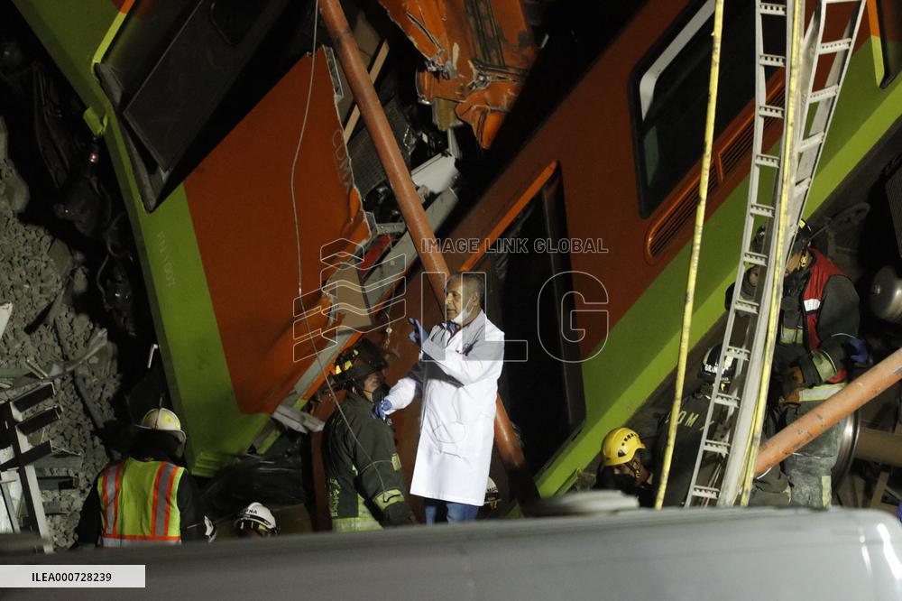 At least 23 dead and 79 injuring after subway crash - Mexico