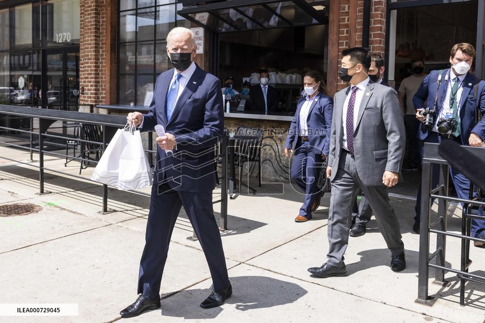 Biden visits restaurant in Washington, DC