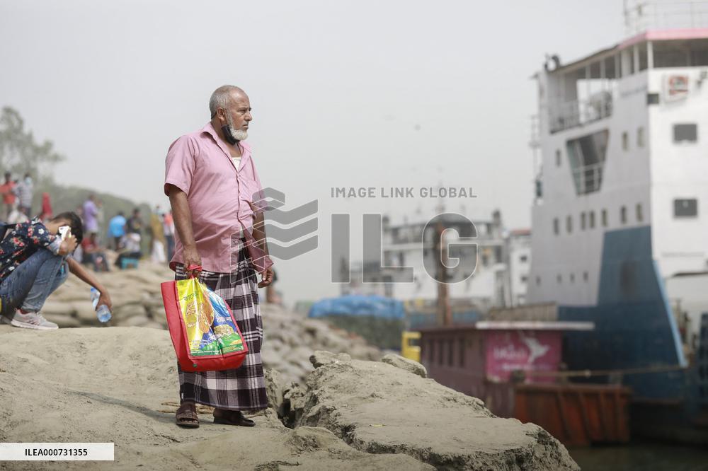 Bangladeshi Home Bound People