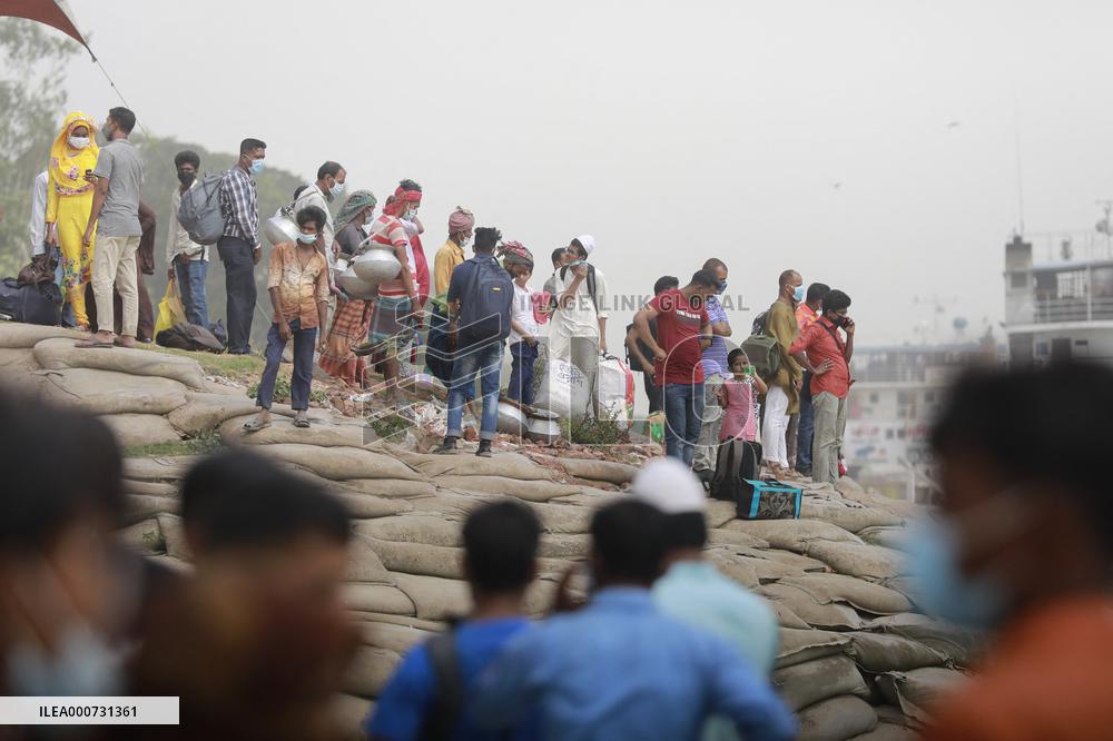 Bangladeshi Home Bound People