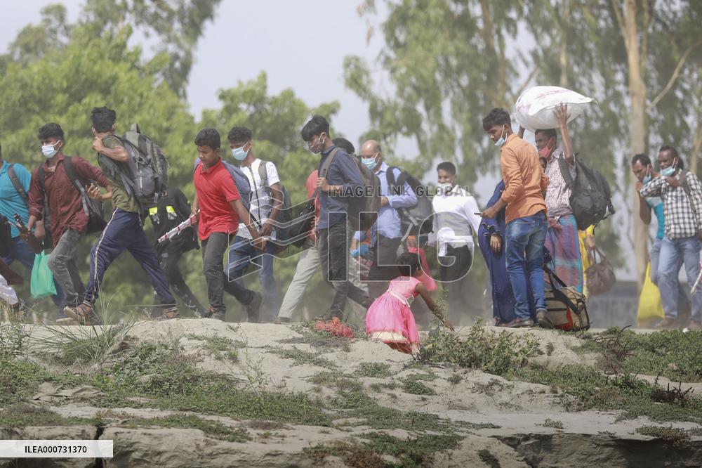 Bangladeshi Home Bound People