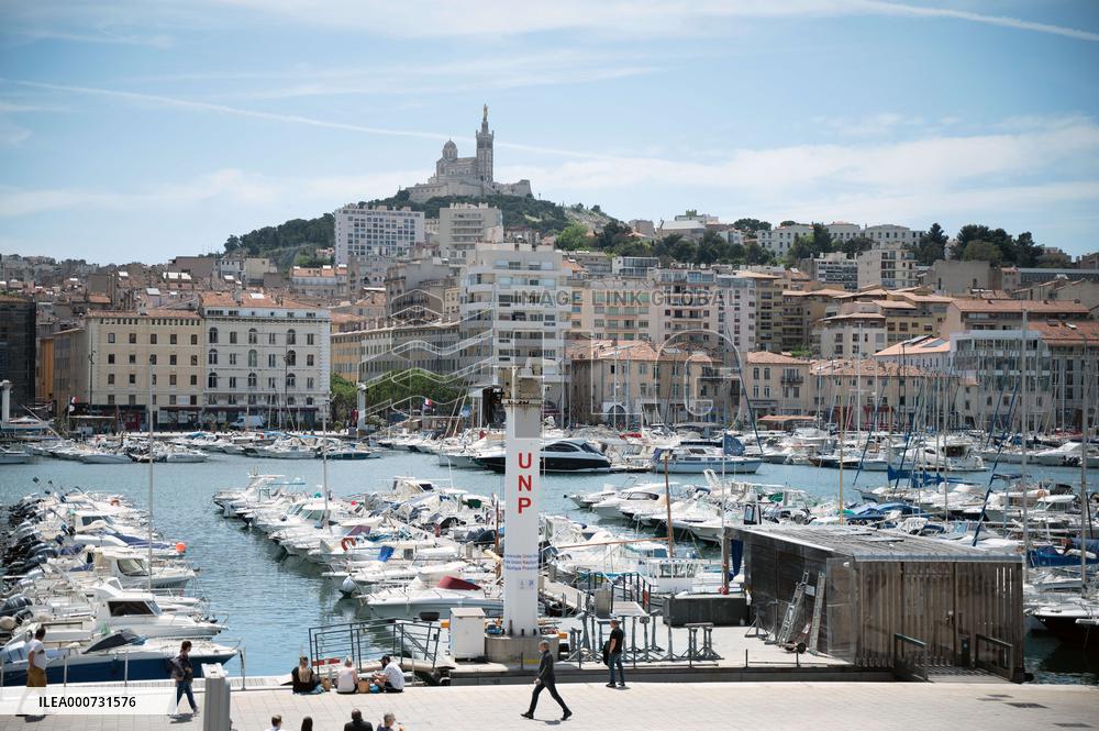 General view of the port of Marseille I - Marseille