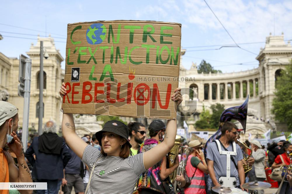 March For A Real Climate Law - Marseille