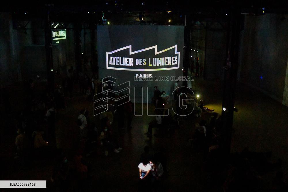 Salvador Dali Exhibition - Paris