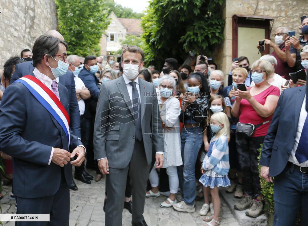 President Macron Visits Saint-Cirq-Lapopie