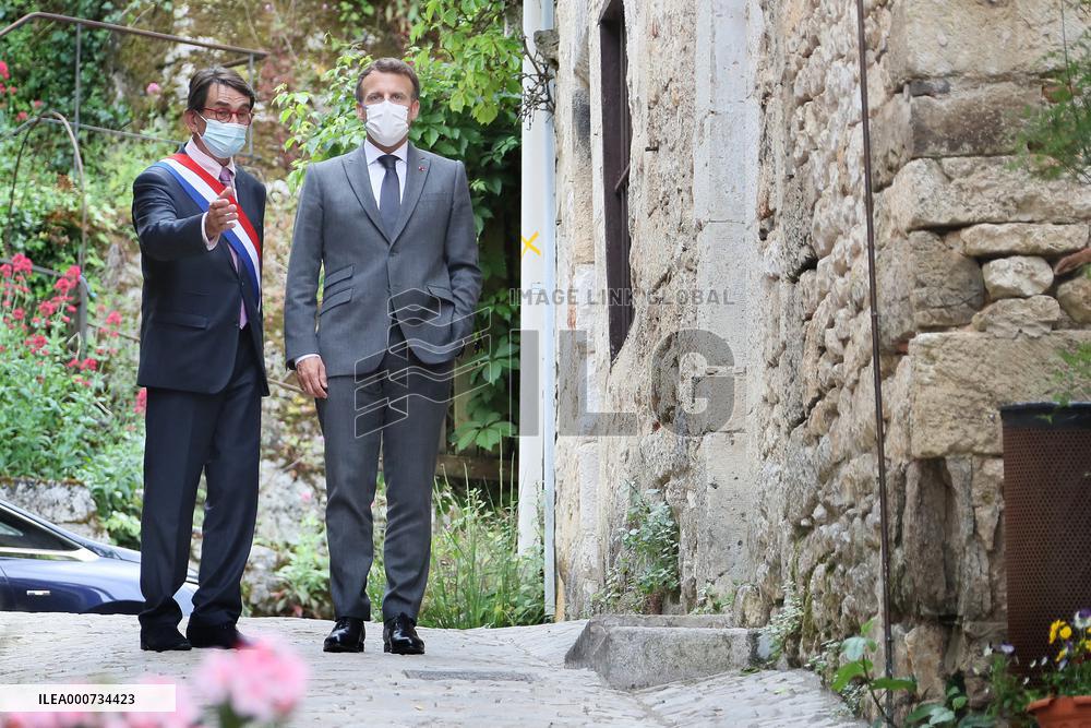 President Macron Visits Saint-Cirq-Lapopie