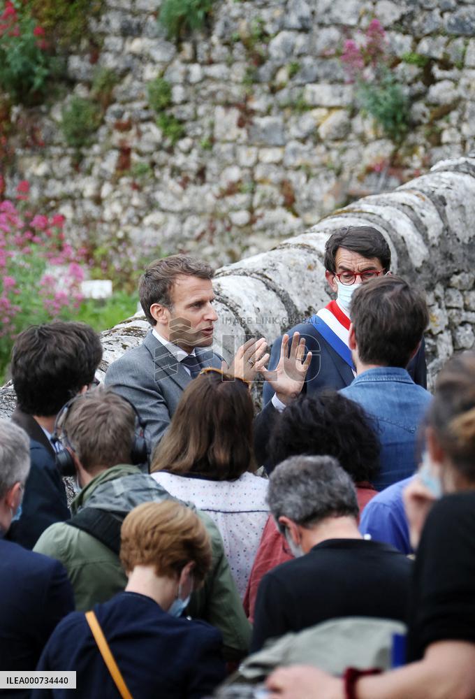President Macron Visits Saint-Cirq-Lapopie