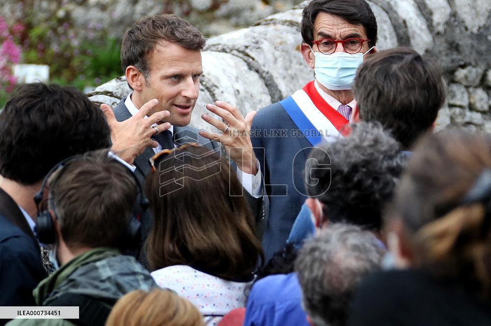 President Macron Visits Saint-Cirq-Lapopie