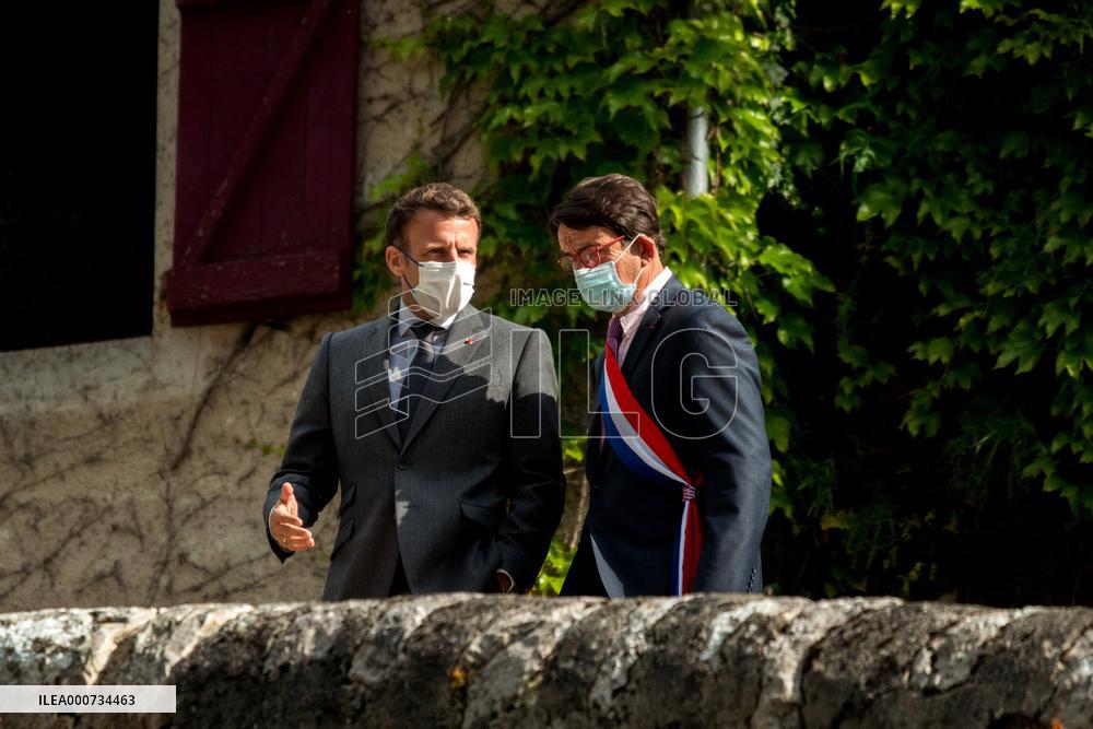 President Macron Visits Saint-Cirq-Lapopie