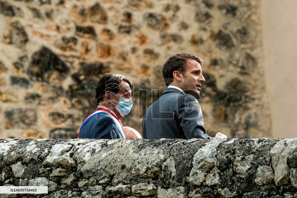 President Macron Visits Saint-Cirq-Lapopie
