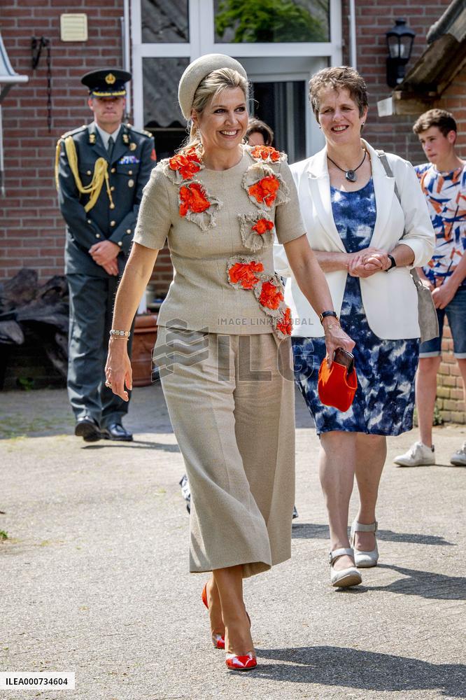 Queen Maxima Paid A Working Visit To A Dairy Farm - Lettele