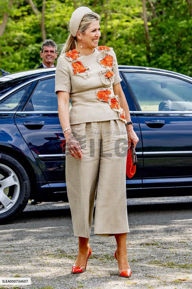Queen Maxima Paid A Working Visit To A Dairy Farm - Lettele