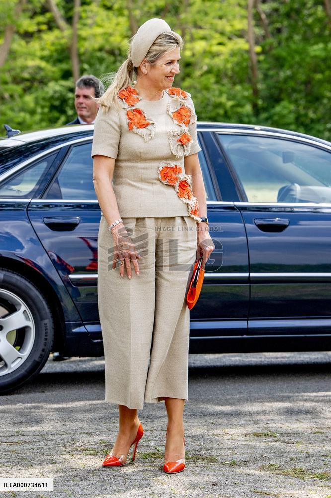 Queen Maxima Paid A Working Visit To A Dairy Farm - Lettele
