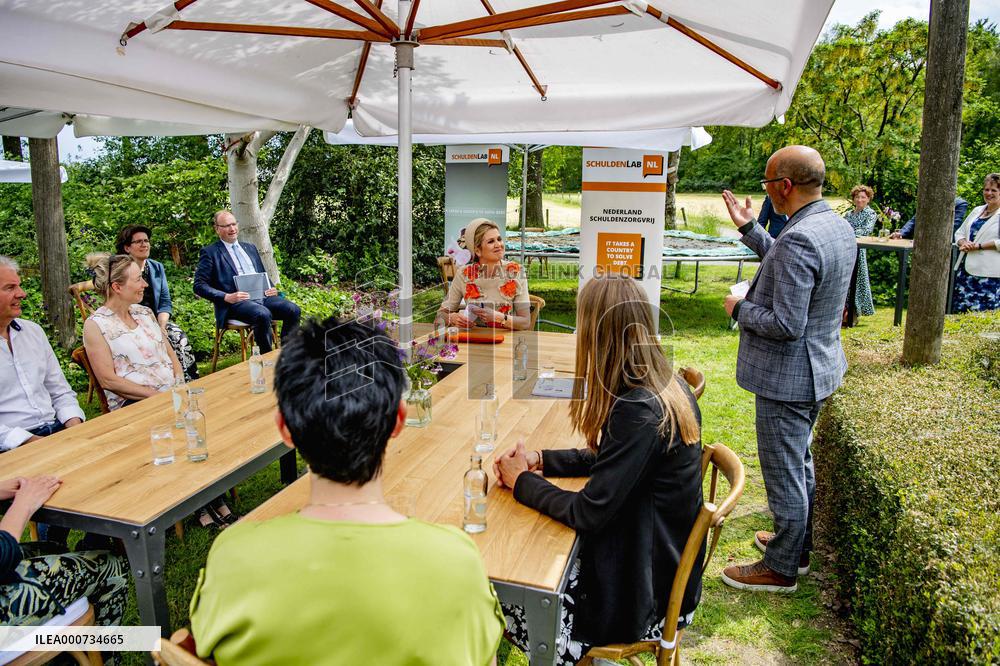 Queen Maxima Paid A Working Visit To A Dairy Farm - Lettele