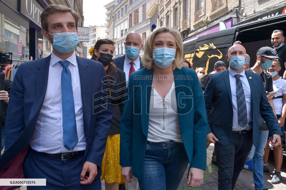Marine Le Pen On The Campaign Trail - Saint-Chamond