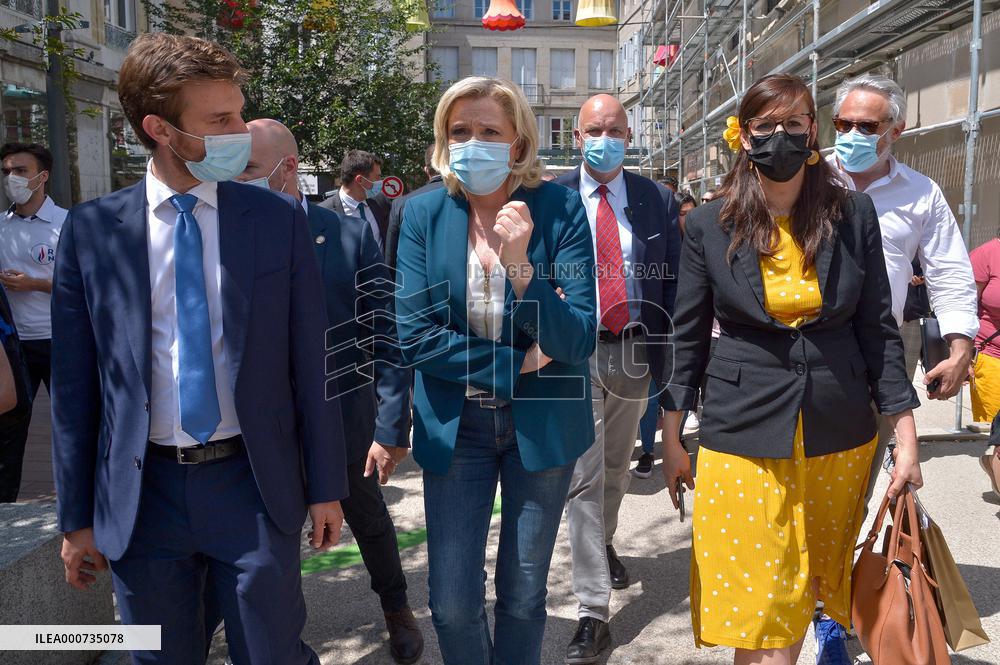 Marine Le Pen On The Campaign Trail - Saint-Chamond