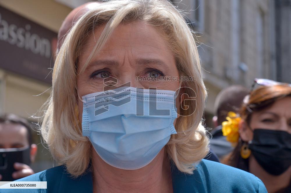 Marine Le Pen On The Campaign Trail - Saint-Chamond