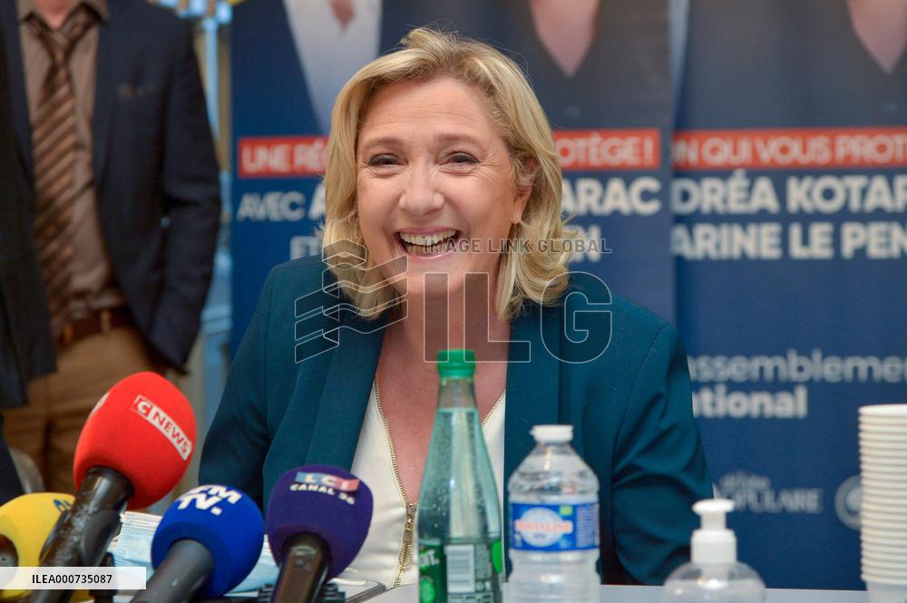 Marine Le Pen On The Campaign Trail - Saint-Chamond