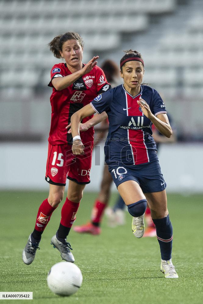 French Women PSG Team Celebrates Victory - Paris