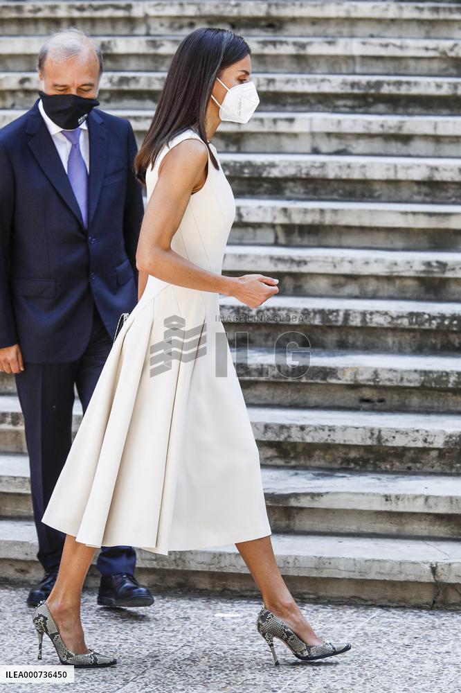 Queen Letizia During Inauguration Of Emilia Pardo Bazan Exhibition - Madrid