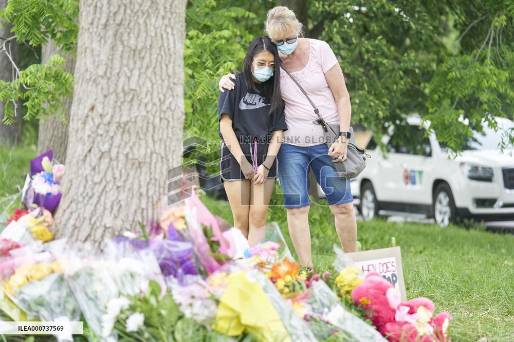 Tribute At The Scene Of Sunday's Hate-Motivated Vehicle Attack - Ontario