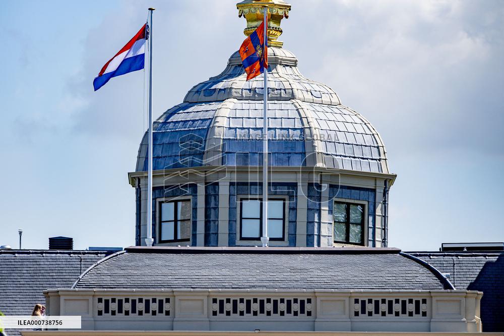 Princess Catharina-Amalia Graduated - The Hague