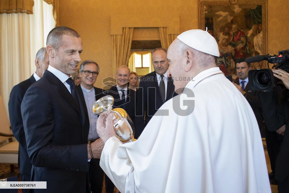 Pope Francis Meets Delegation Of Sports Managers - Vatican