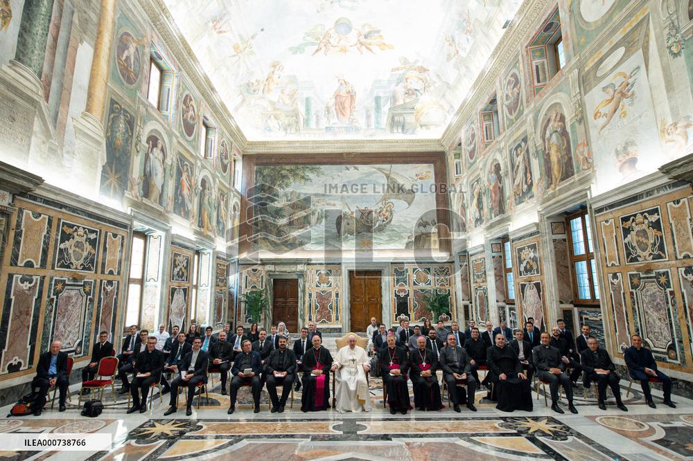 Pope Francis Receives In Audience - Vatican