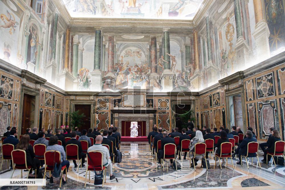 Pope Francis Receives In Audience - Vatican