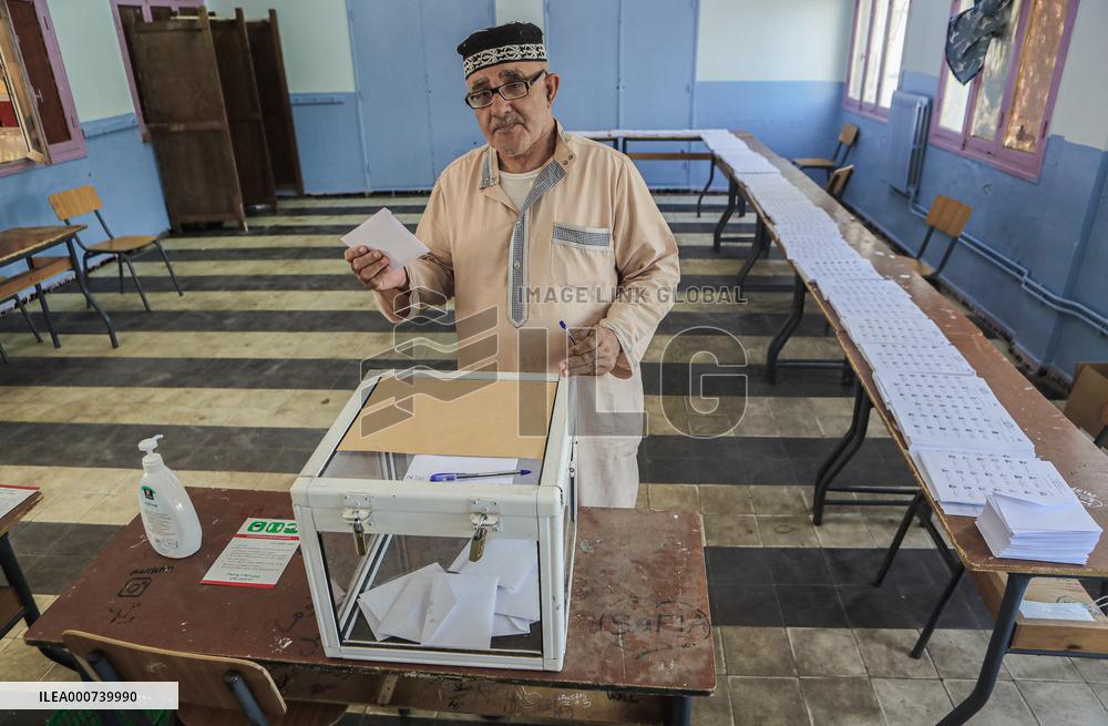 Parliamentary Elections in Algeria - Oran