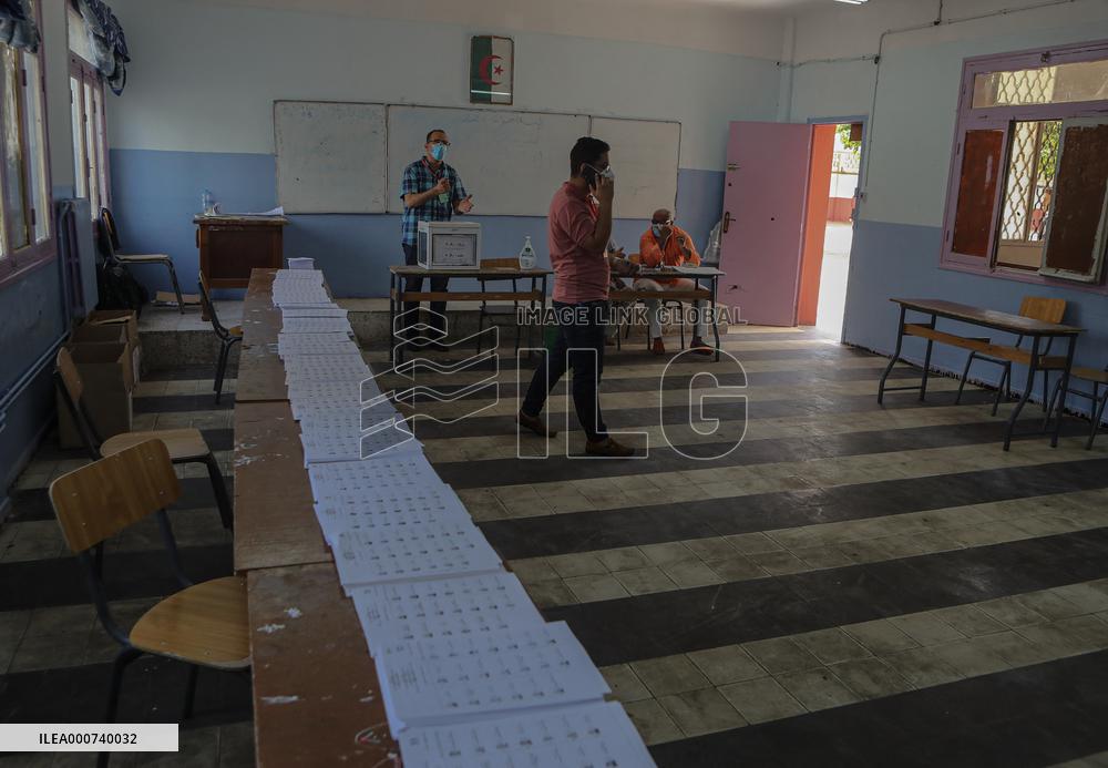 Parliamentary Elections in Algeria - Oran